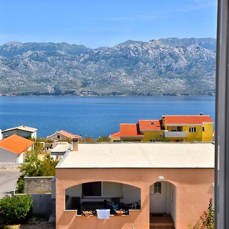 Apartments Mino Ražanac Buitenkant foto